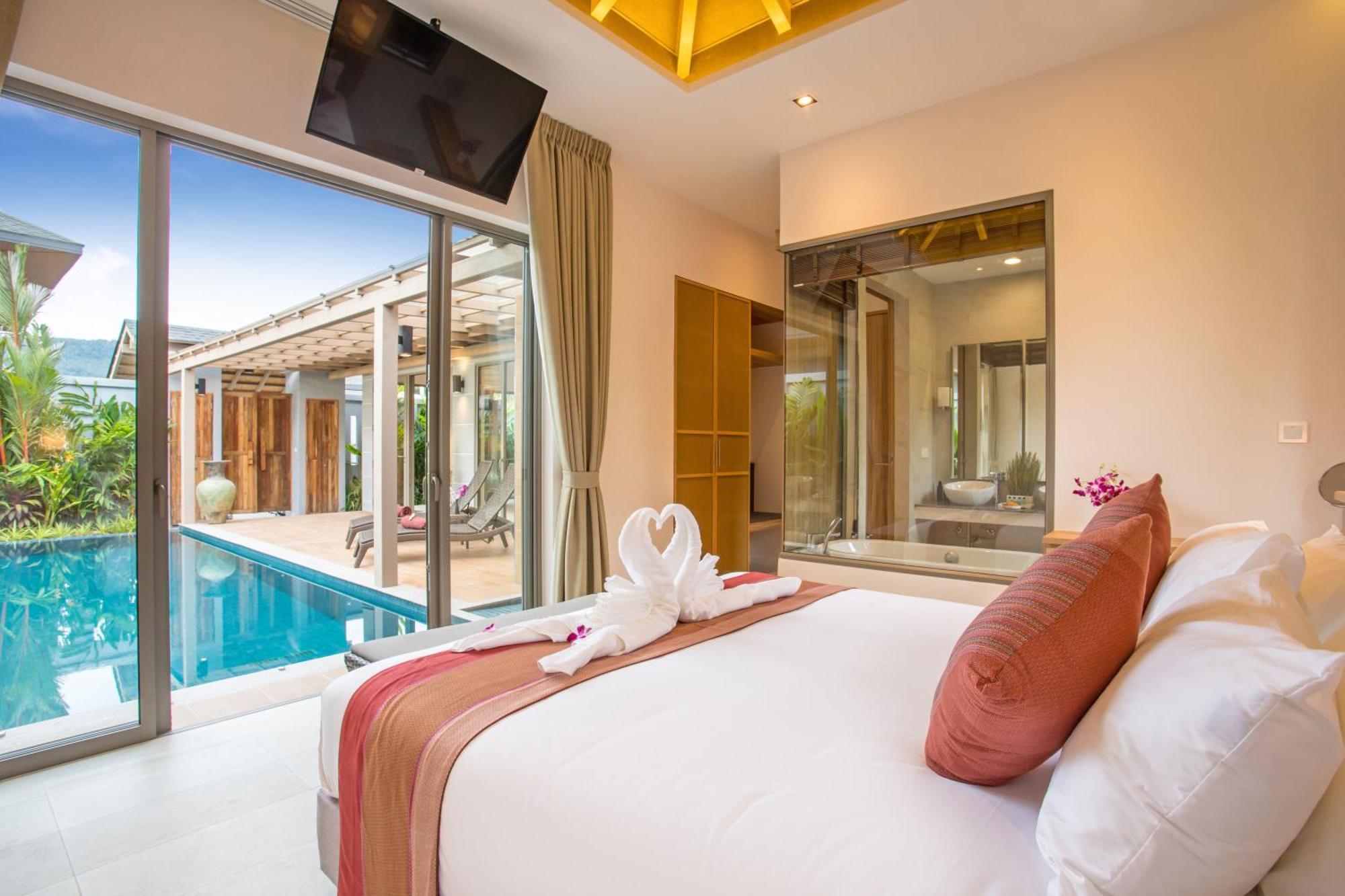 Boutique 2br Dalaa 1, Chemical Free Pool, Gated Residence, Villa Strand Kamala